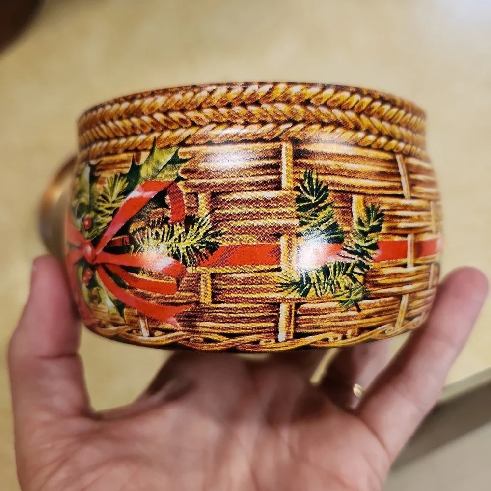 Vintage Avon Collectible Tin Basket with Apples‎ & Holly Christmas Holiday Decor